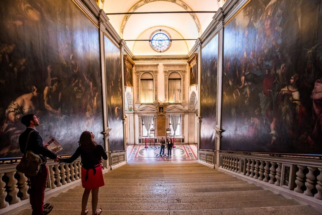 Tour Guidato a Venezia: La Basilica dei Frari e la Scuola Grande di San Rocco desktop picture