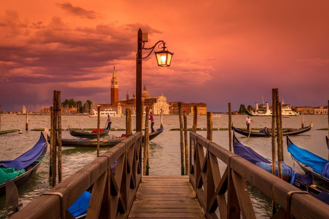 Venezia e la Via delle Spezie: Eterni Profumi e Antichi Rimedi desktop picture
