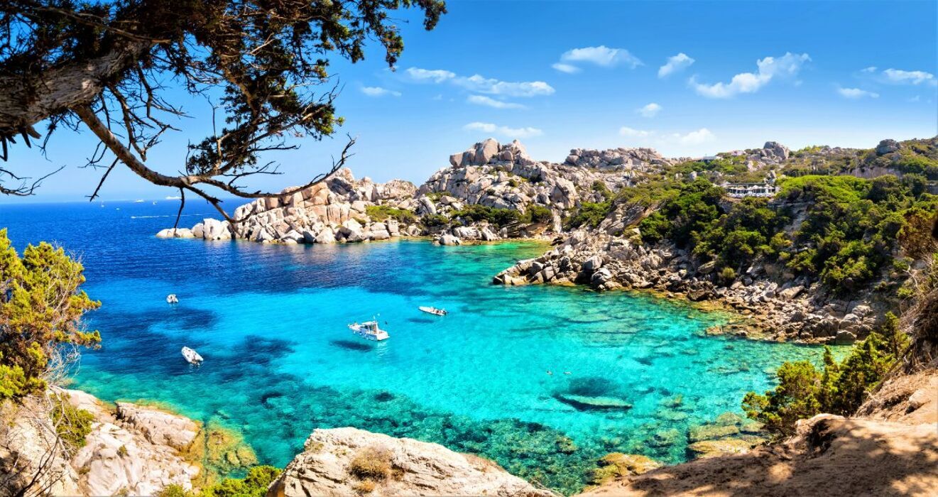 Otto giorni in una Villa da Favola tra le Spiagge Paradisiache della Sardegna desktop picture