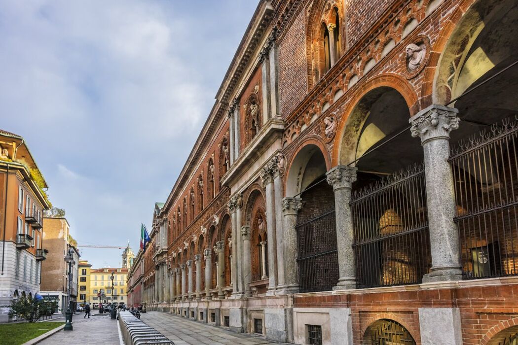 Tour Guidato tra i Tesori di Milano: La Ca' Granda desktop picture