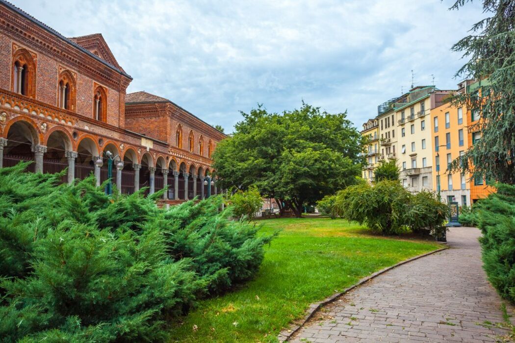 Tour Guidato tra i Tesori di Milano: La Ca' Granda desktop picture