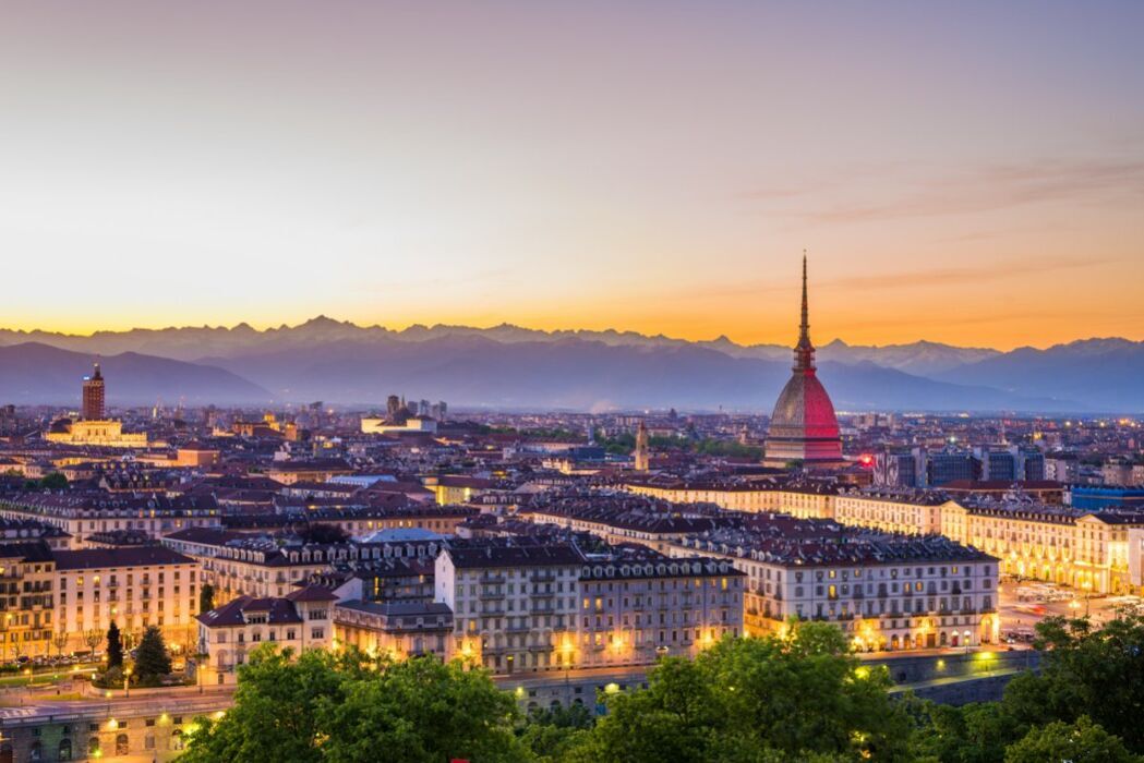 Capodanno a Torino: Storia, Cultura e Sapori della Città Antonelliana desktop picture