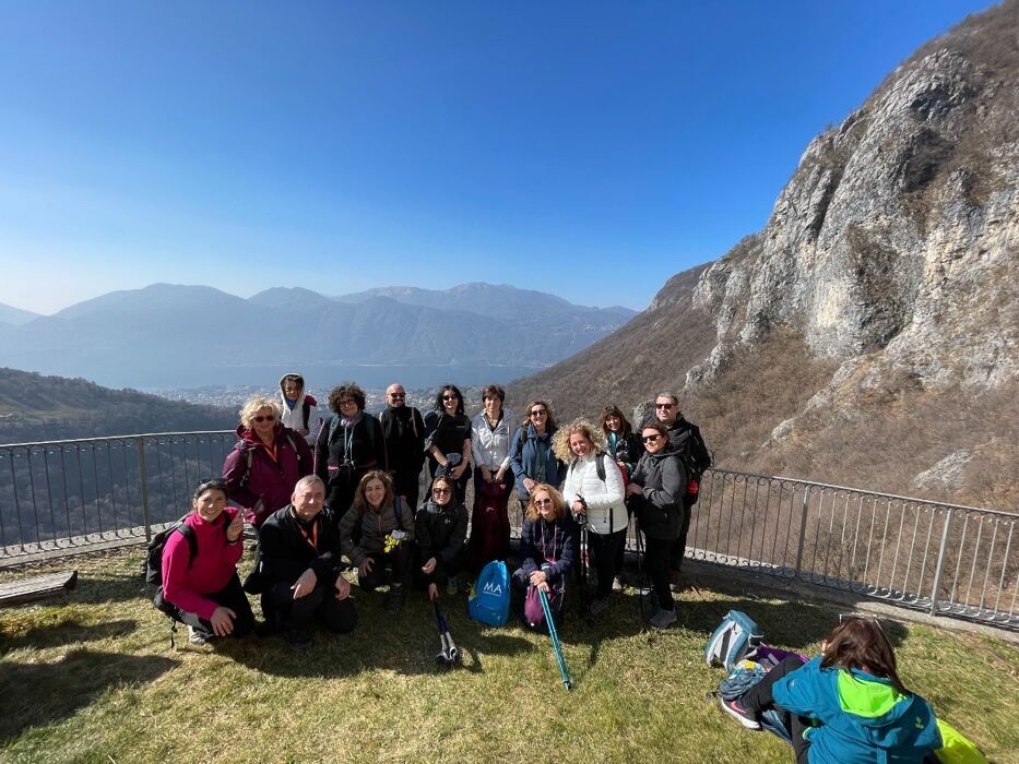 Passeggiata sensoriale al Santuario di Mandello sul Lago di Como desktop picture