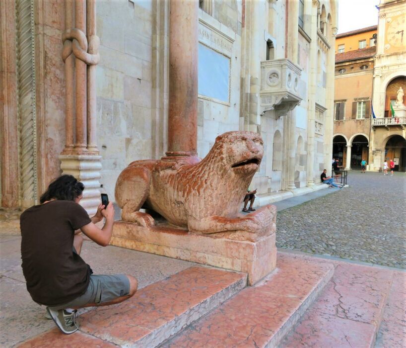 Uscita di Gruppo a Modena: Città Estense d’Acqua e di Pietra desktop picture