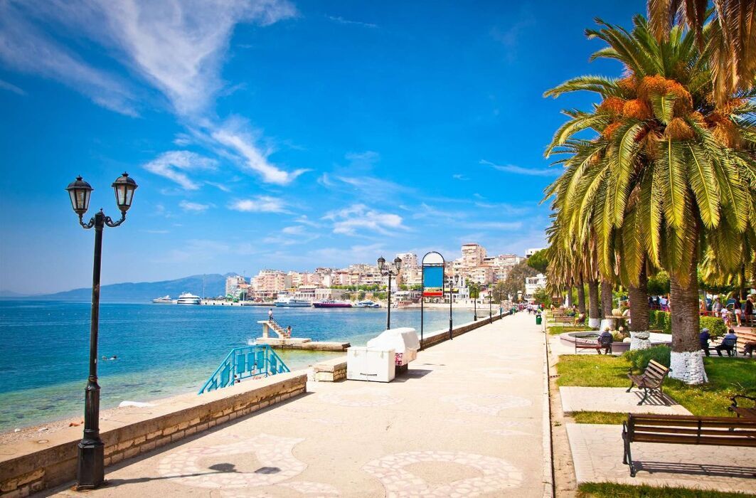 Alla scoperta dell'Albania tra Spiagge da Sogno: Tirana, Argirocastro e Saranda desktop picture