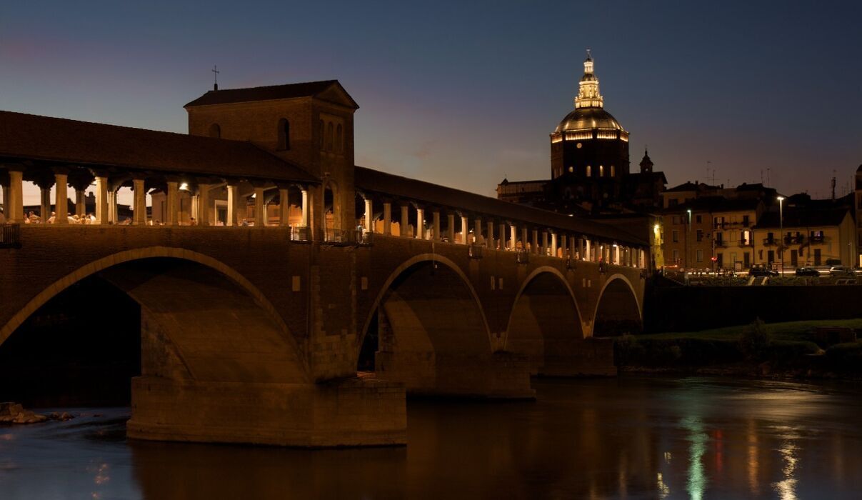 Tour serale estivo: Pavia tra leggenda e storia desktop picture