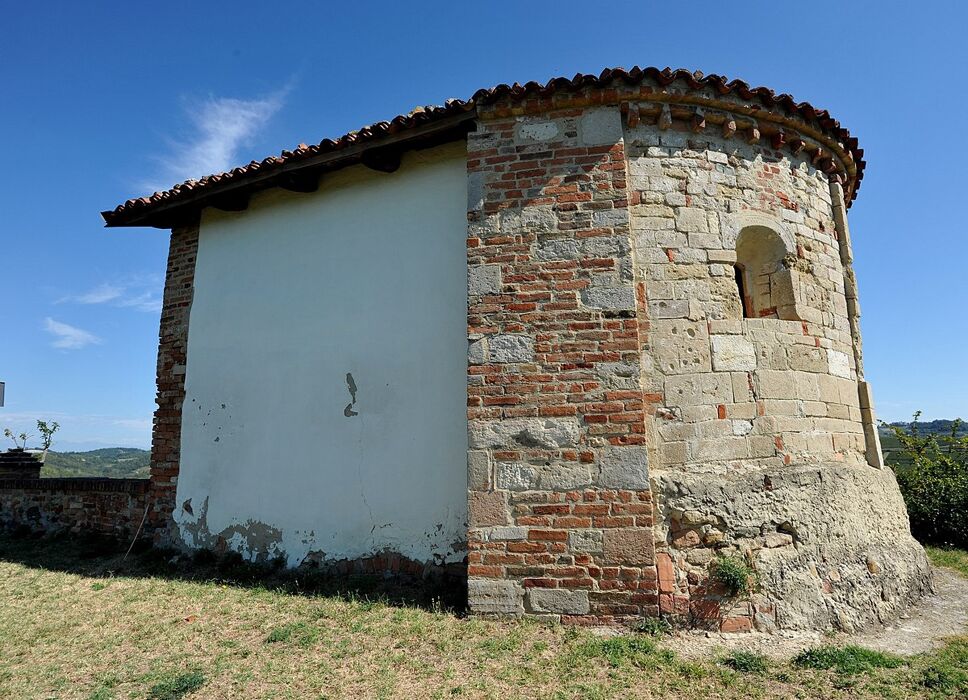 Cammini del Romanico: Prima Tappa tra sacro e natura a Castelnuovo Don Bosco desktop picture