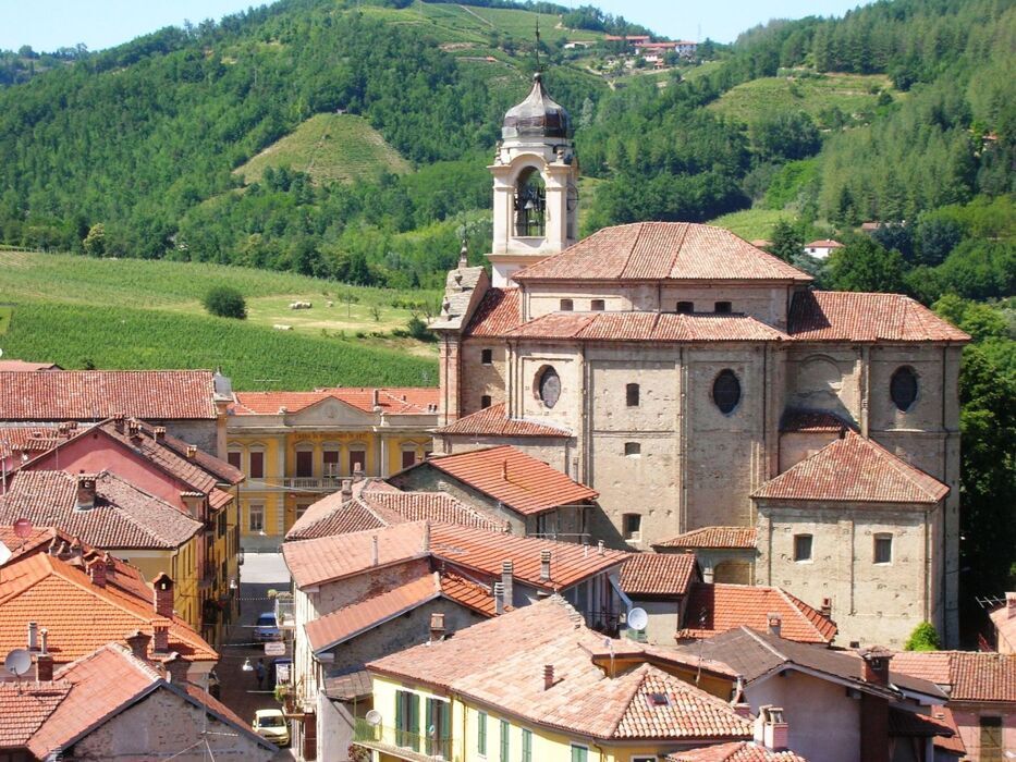 Escursione ad Anello in Alta Langa: Bubbio, Natura e Sapori Unici desktop picture