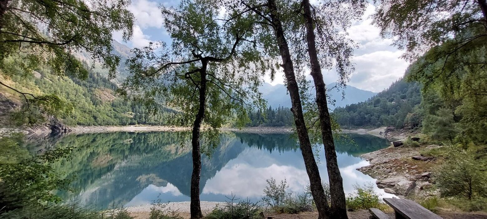 Escursione alla scoperta dei Laghi della Valle Antrona desktop picture