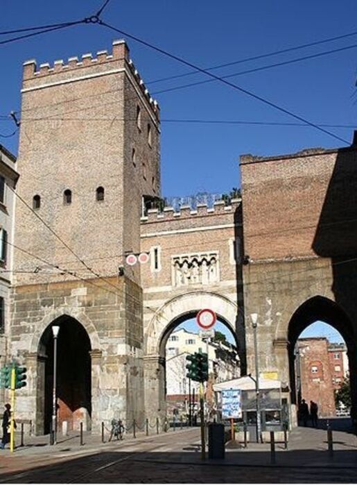 Esplora il Naviglio Grande: Tour Guidato da San Cristoforo a Porta Cicca desktop picture