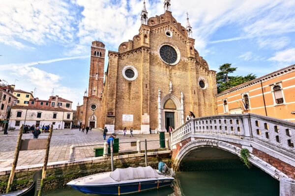 Event card Tour Guidato a Venezia: La Basilica dei Frari e la Scuola Grande di San Rocco cover image