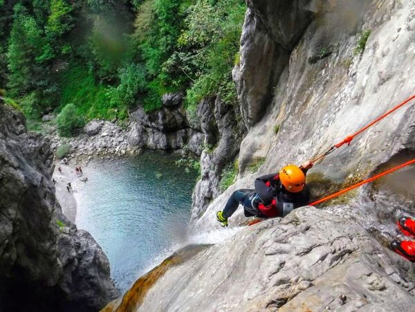 Event card Canyoning Adrenalinico lungo il Torrente Palvico cover image