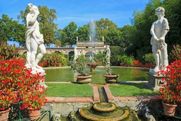Event card Il Verde di Lucca: Visita Guidata a Parchi e Giardini cover image