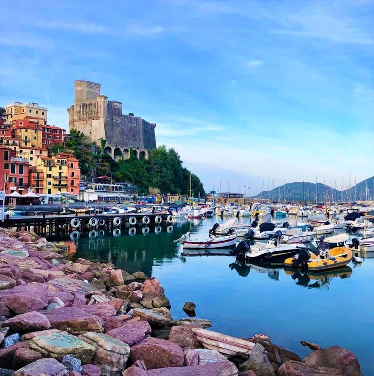 Lerici, il Borgo Marinaro dei Poeti Lerici, il Borgo Marinaro dei Poeti desktop picture