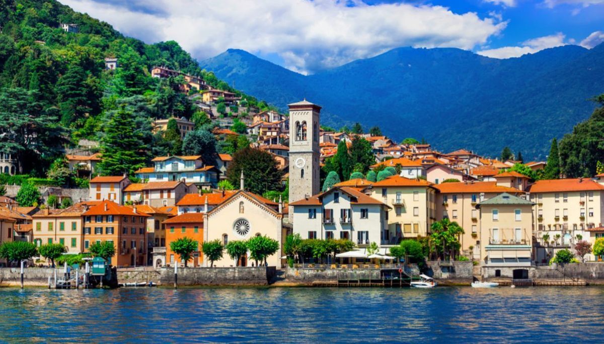 Da Torno a Montepiatto: I Massi Avelli e La Pietra Pendula (CO) Da Torno a Montepiatto: I Massi Avelli e La Pietra Pendula (CO) desktop picture