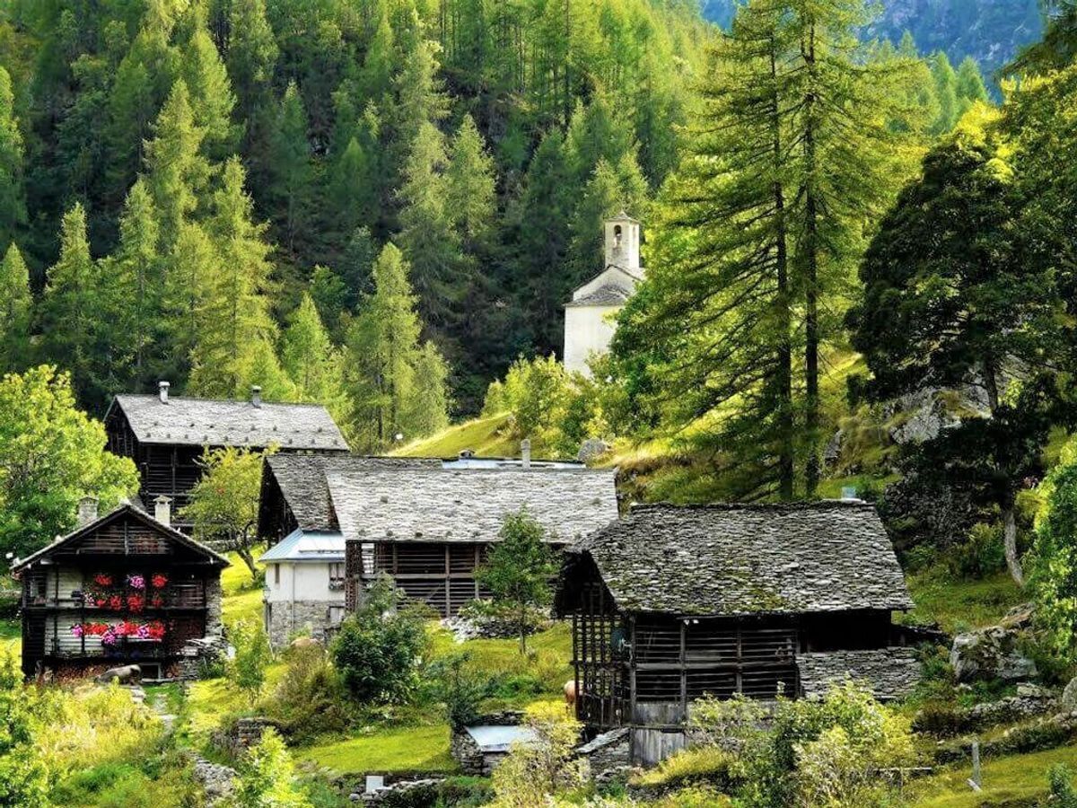 Val Vogna: Il Piccolo Mondo Antico celato in Valsesia (VC) Val Vogna: Il Piccolo Mondo Antico celato in Valsesia (VC) desktop picture