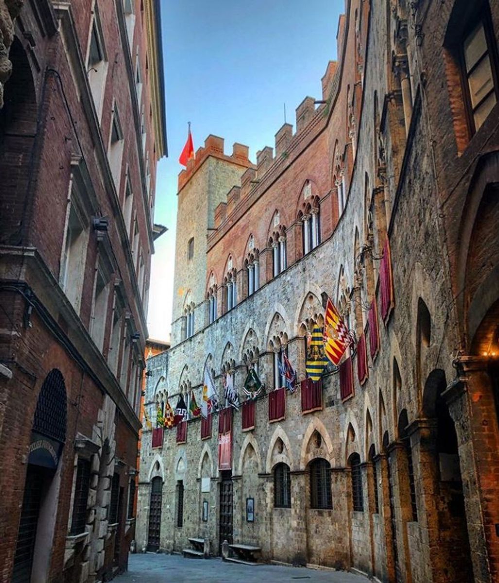 Siena, una perla medioevale Patrimonio dell'Umanità desktop picture