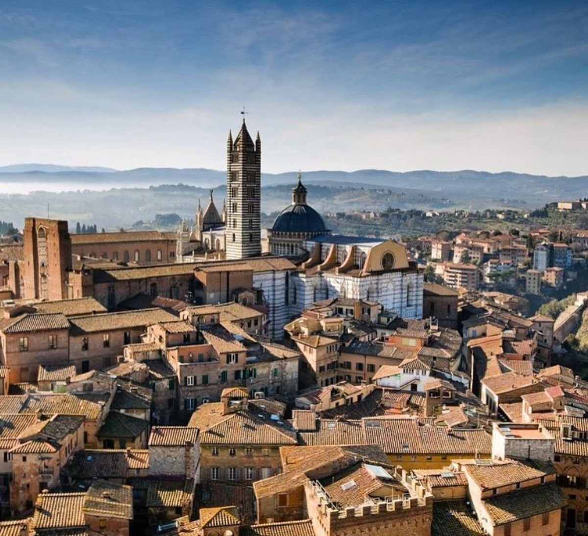 Siena, una perla medioevale Patrimonio dell'Umanità desktop picture