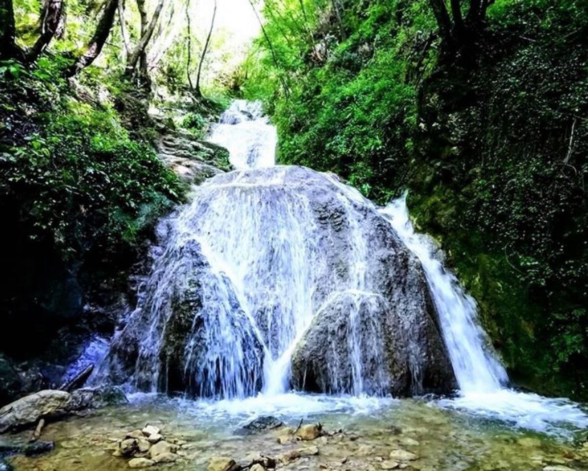 I Suoni e i Colori dell'Inverno alle Cascate del Silan I Suoni e i Colori dell'Inverno alle Cascate del Silan desktop picture
