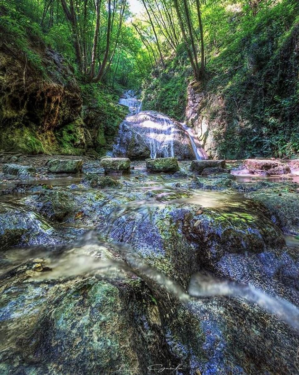 I Suoni e i Colori dell'Inverno alle Cascate del Silan I Suoni e i Colori dell'Inverno alle Cascate del Silan desktop picture