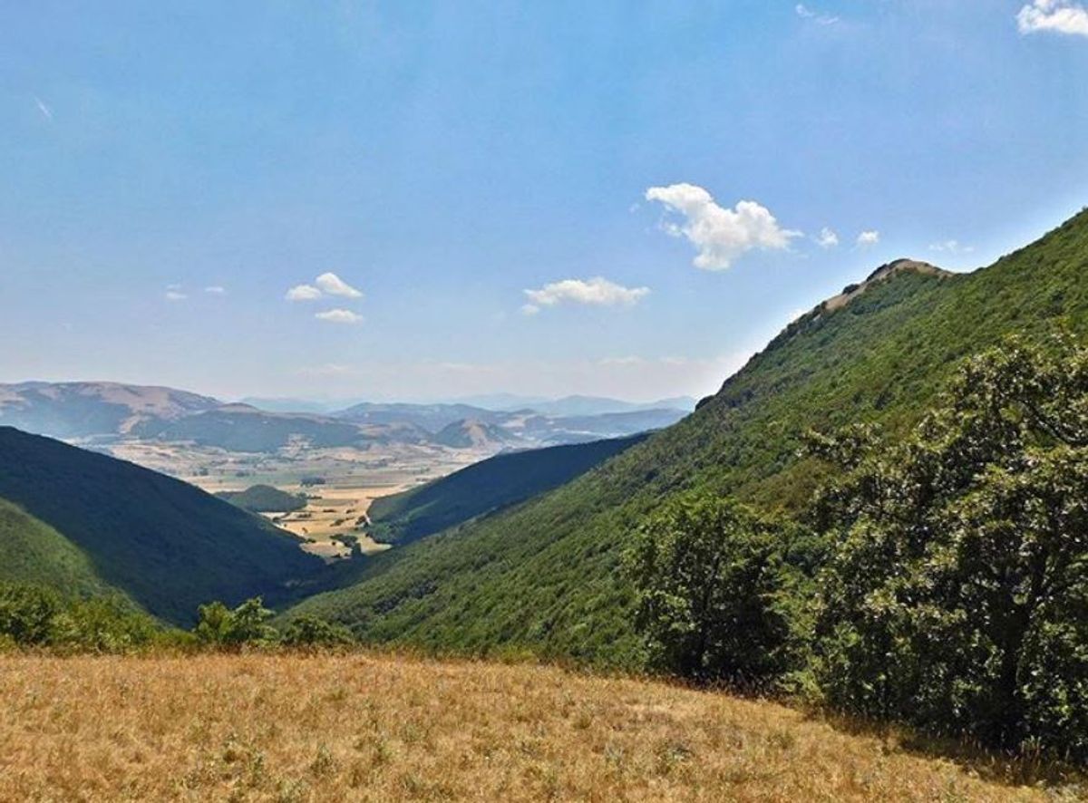 Fantasie d'Autunno nella Misteriosa Valle Scurosa (MC) Fantasie d'Autunno nella Misteriosa Valle Scurosa (MC) desktop picture