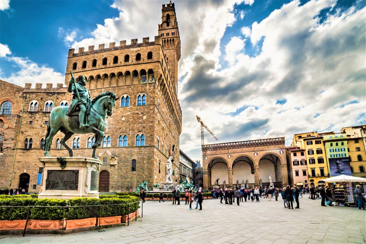 Firenze misteriosa: Tour guidato tra gli insidiosi segreti dei Medici desktop picture