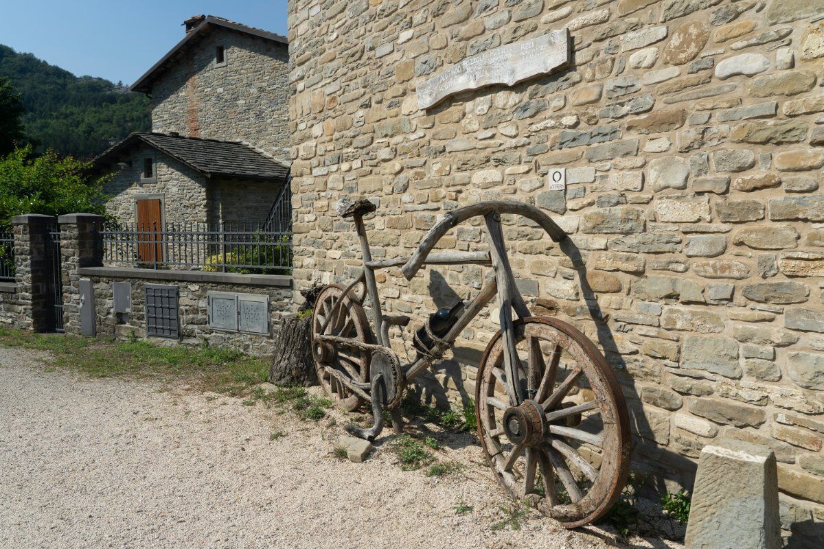La Via dei Romei: Il Percorso dei Pellegrini nella Valle del Savio La Via dei Romei: Il Percorso dei Pellegrini nella Valle del Savio desktop picture