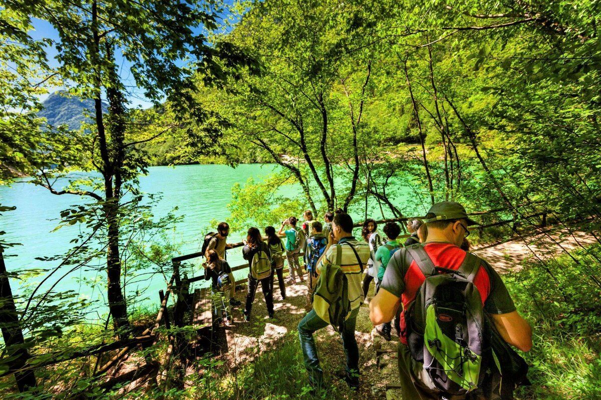 Trekking in Val del Mis: Cadini del Brenton e le Cascate della Soffia Trekking in Val del Mis: Cadini del Brenton e le Cascate della Soffia desktop picture
