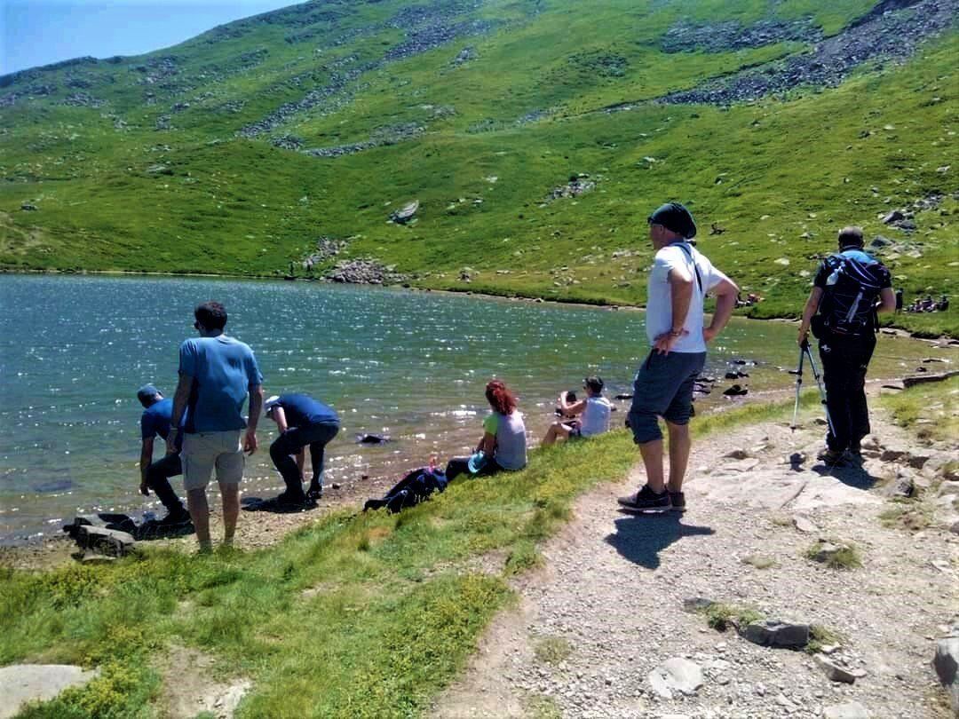 Itinerario tra Natura e Leggende: Dal Lago Nero al Passo di Annibale Itinerario tra Natura e Leggende: Dal Lago Nero al Passo di Annibale desktop picture