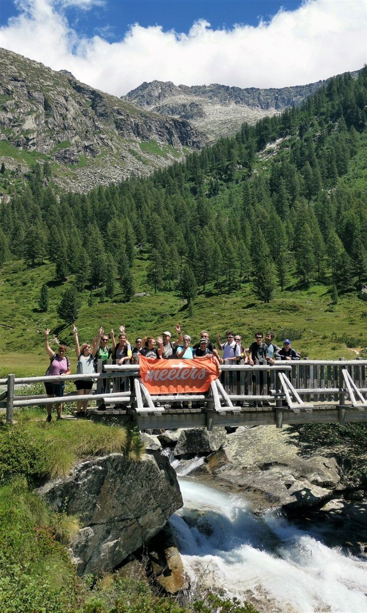 La distesa della Val di Fumo: Trekking nel Piccolo Canada La distesa della Val di Fumo: Trekking nel Piccolo Canada desktop picture