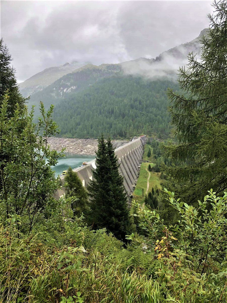 La distesa della Val di Fumo: Trekking nel Piccolo Canada La distesa della Val di Fumo: Trekking nel Piccolo Canada desktop picture