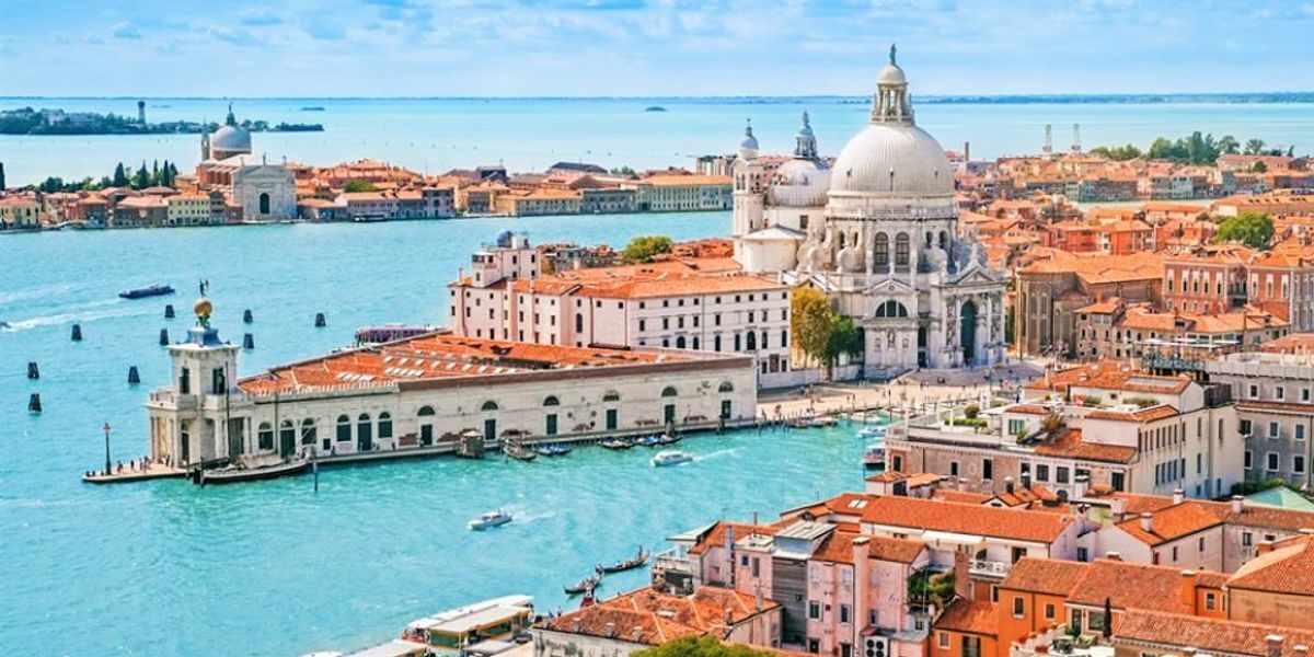 Venezia & Caccia al Tesoro: Una Nuova Avventura nella Serenissima desktop picture