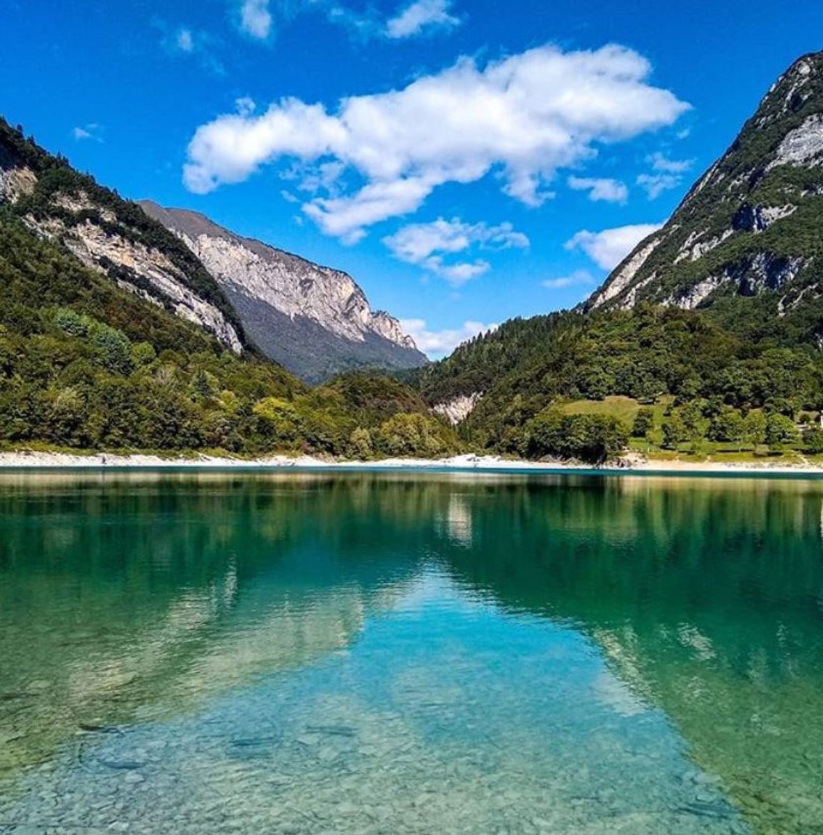 Tenno e le sue Meraviglie: Laghi, Borghi Medievali e Splendidi Panorami (TN) Tenno e le sue Meraviglie: Laghi, Borghi Medievali e Splendidi Panorami (TN) desktop picture