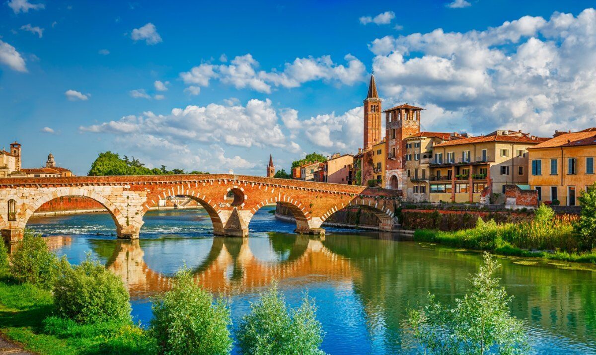 Caccia al Tesoro a Verona, la "Città Romantica" dai Mille Volti desktop picture