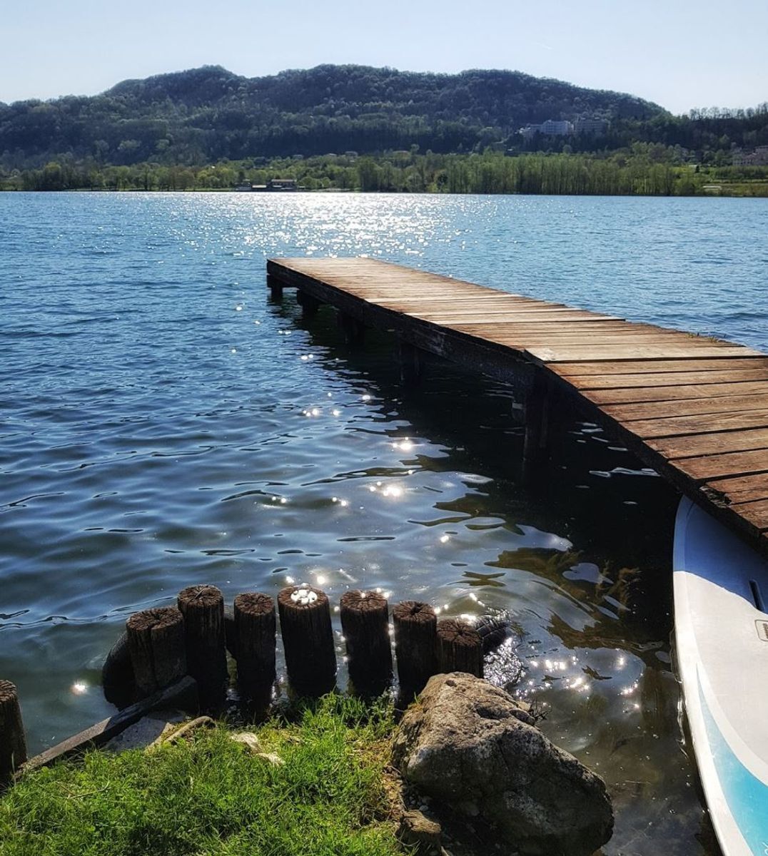 I Laghi di Revine: Un’Azzurra Pennellata nella Valmareno I Laghi di Revine: Un’Azzurra Pennellata nella Valmareno desktop picture