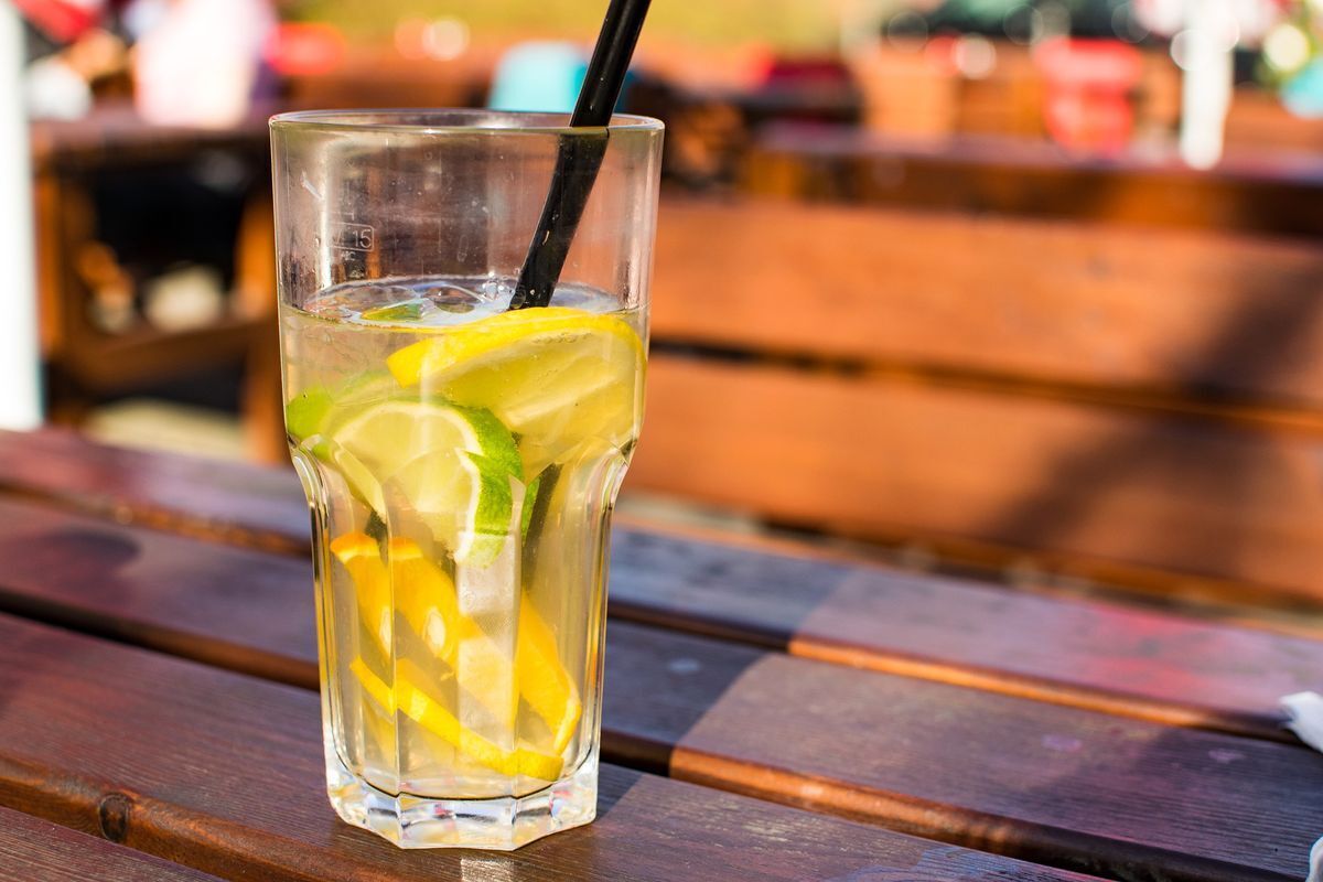 Aperitivo Autogestito Santa Lucia, Porta un Amico! (VR) Aperitivo Autogestito Santa Lucia, Porta un Amico! (VR) desktop picture