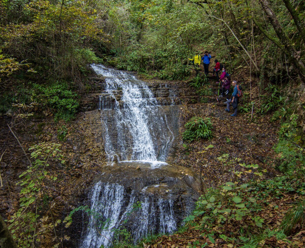 Le Cascate della Valle del Boia: Percorso tra misteri e leggende Le Cascate della Valle del Boia: Percorso tra misteri e leggende desktop picture
