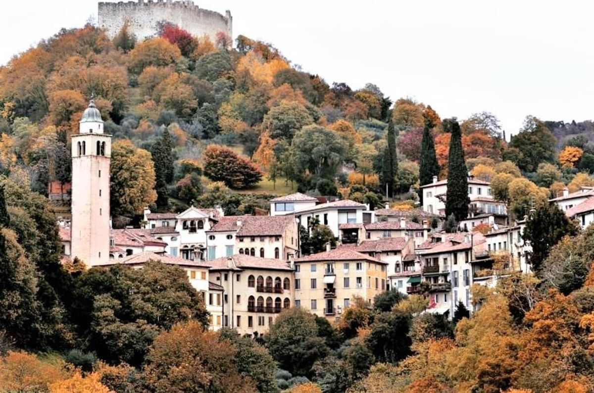 Asolo, la Deliziosa Città dai Cento Orizzonti Asolo, la Deliziosa Città dai Cento Orizzonti desktop picture