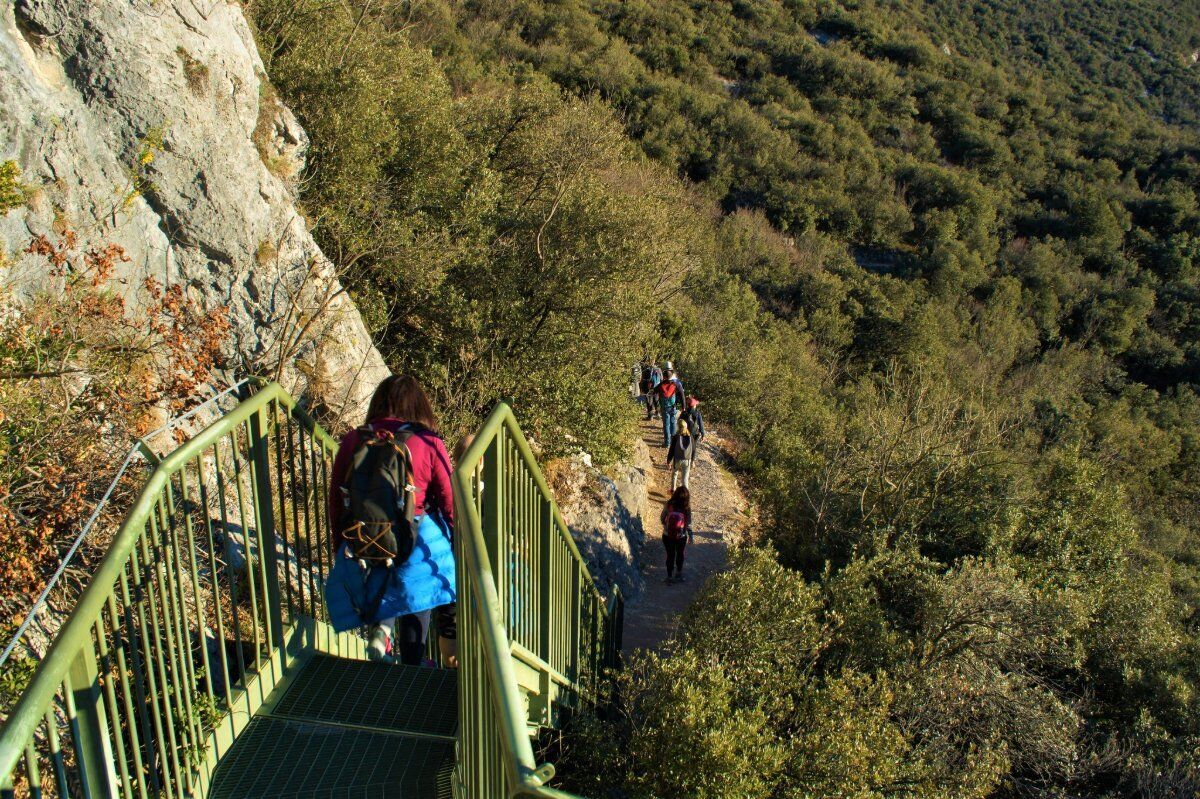 La Scalinata panoramica Busatte-Tempesta: una Passeggiata al tramonto desktop picture