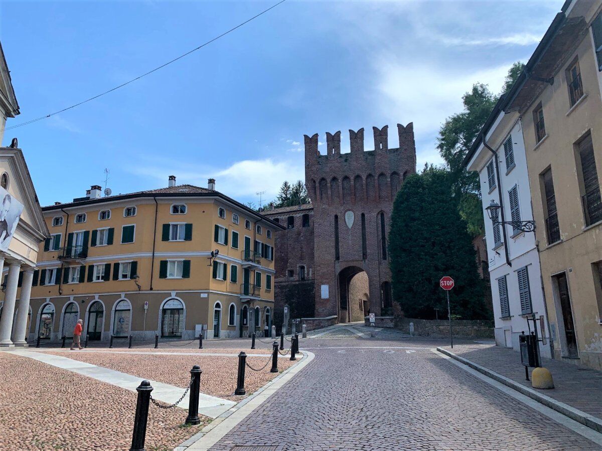 San Colombano al Lambro: un Itinerario tra i vigneti desktop picture