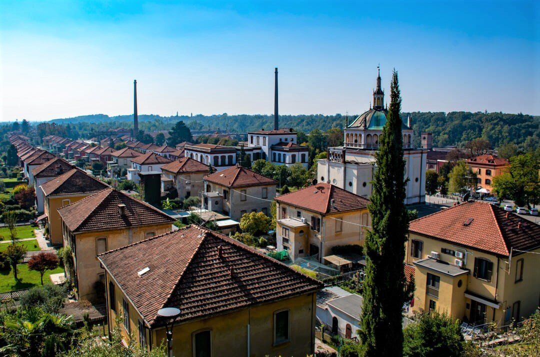 Visita Guidata di Crespi d’Adda, l'incantevole Villaggio Operaio desktop picture