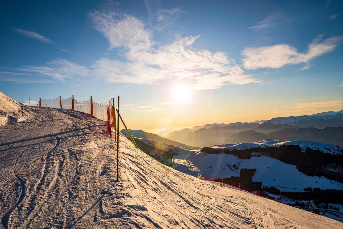 Ciaspolata al Massiccio del Bondone (Con Esperienza) Ciaspolata al Massiccio del Bondone (Con Esperienza) desktop picture