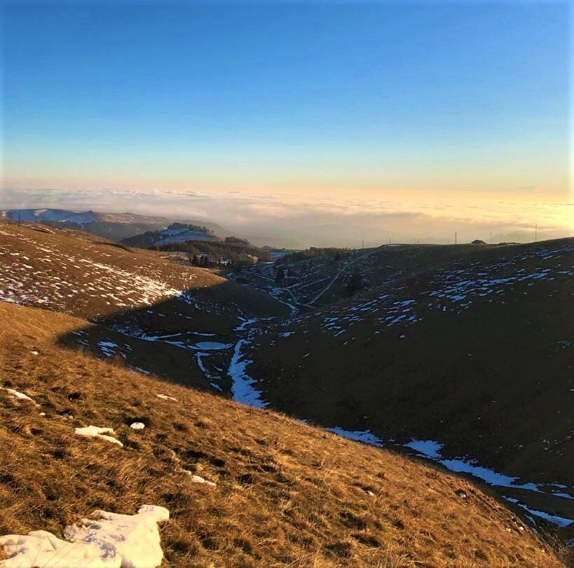La Lessinia e il Passo Fittanze, un magico percorso tra antiche malghe e faggete secolari La Lessinia e il Passo Fittanze, un magico percorso tra antiche malghe e faggete secolari desktop picture