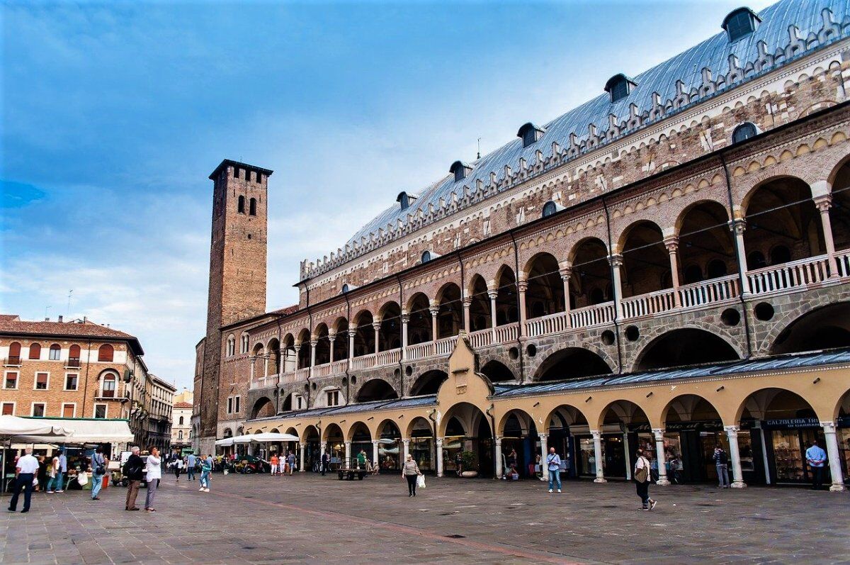 Caccia al Tesoro a Padova, Salotto Culturale del Veneto desktop picture