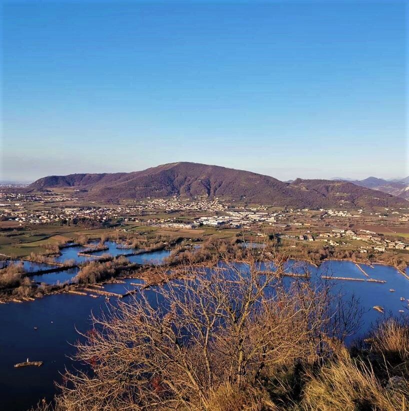 Montorfano, un cuore di granito tra rievocazioni militari e scorci mozzafiato Montorfano, un cuore di granito tra rievocazioni militari e scorci mozzafiato desktop picture