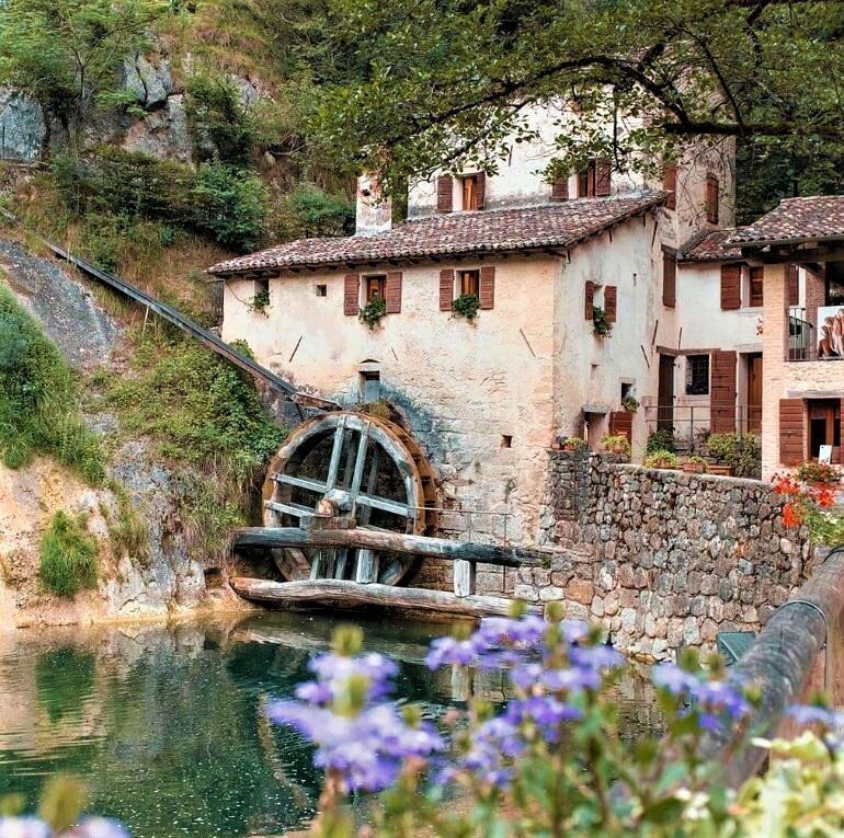 Sveliamo le bellezze di Treviso, la “Città d’acque e d’arte” Sveliamo le bellezze di Treviso, la “Città d’acque e d’arte” desktop picture