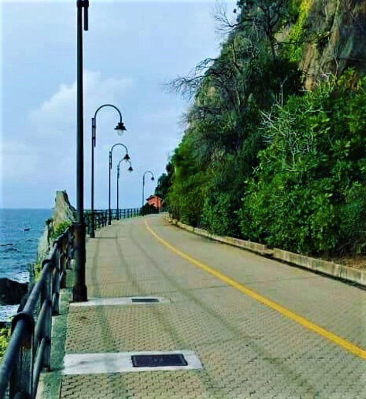 Passeggiata Fabrizio De André, dolce itinerario per rievocare il Cantautore Ligure Passeggiata Fabrizio De André, dolce itinerario per rievocare il Cantautore Ligure desktop picture