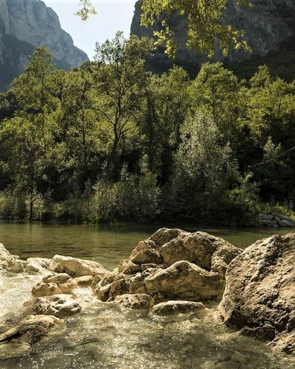 Il Sentiero dell’Aquila, Paesaggi Incantevoli tra i Fiumi Esino e Sentino Il Sentiero dell’Aquila, Paesaggi Incantevoli tra i Fiumi Esino e Sentino desktop picture