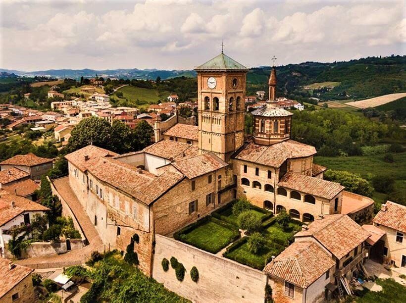 Da Grazzano Badoglio a Casorzo: Passeggiata nei colli del Monferrato desktop picture