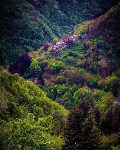 Tra Toscana ed Emilia: Trekking tra i Tesori dell'Appennino Tra Toscana ed Emilia: Trekking tra i Tesori dell'Appennino desktop picture